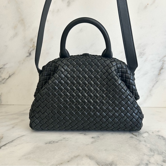 BOTTEGA VENETA Intrecciato Weave, Top Handle, Black Leather Handbag - Picture 3 of 13